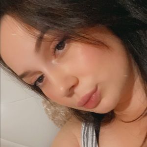 Meet your Posher, Carolane